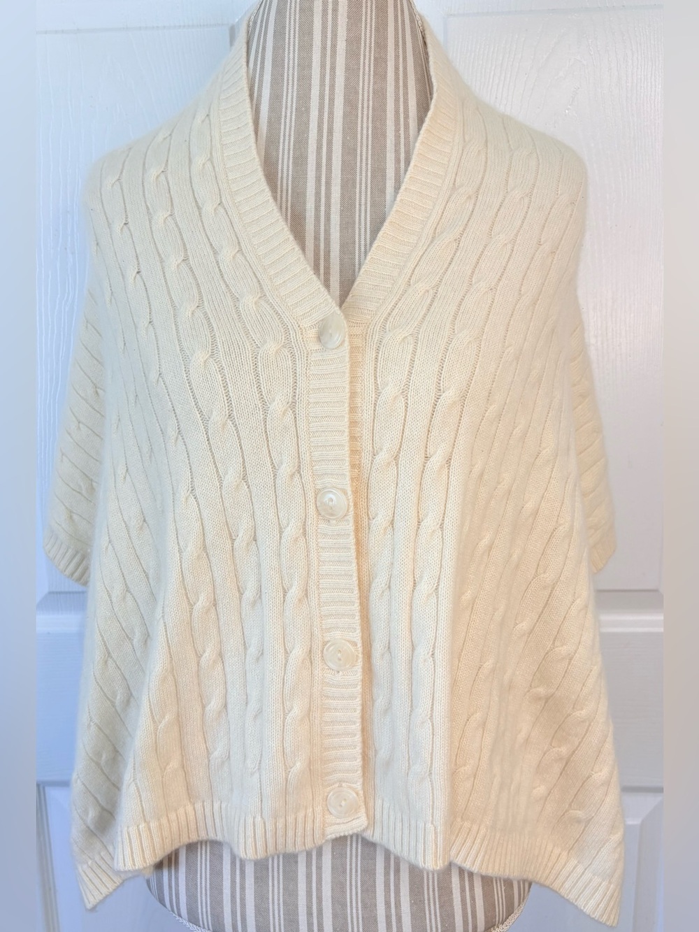 VINCE Cream 100% Cashmere Cable Knit Poncho Cape Shawl One Size